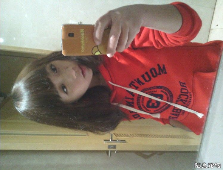 QZ~X5_QWL7)8BUUJV88%S%8.jpg