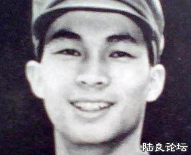 Ƭ 017.jpg