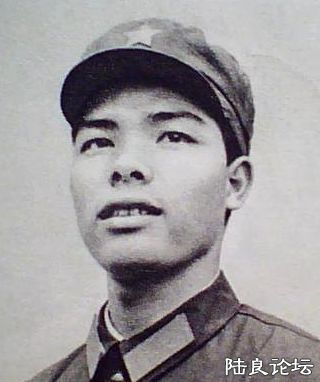 Ƭ 023.jpg