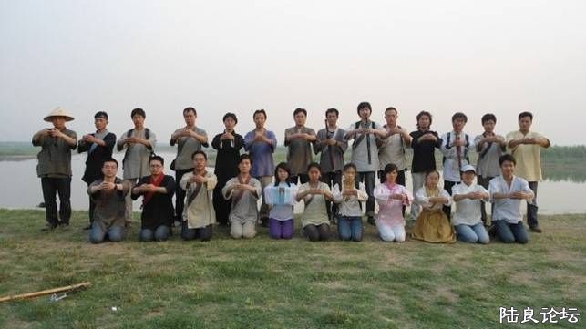 短褐.jpg 短褐.jpg