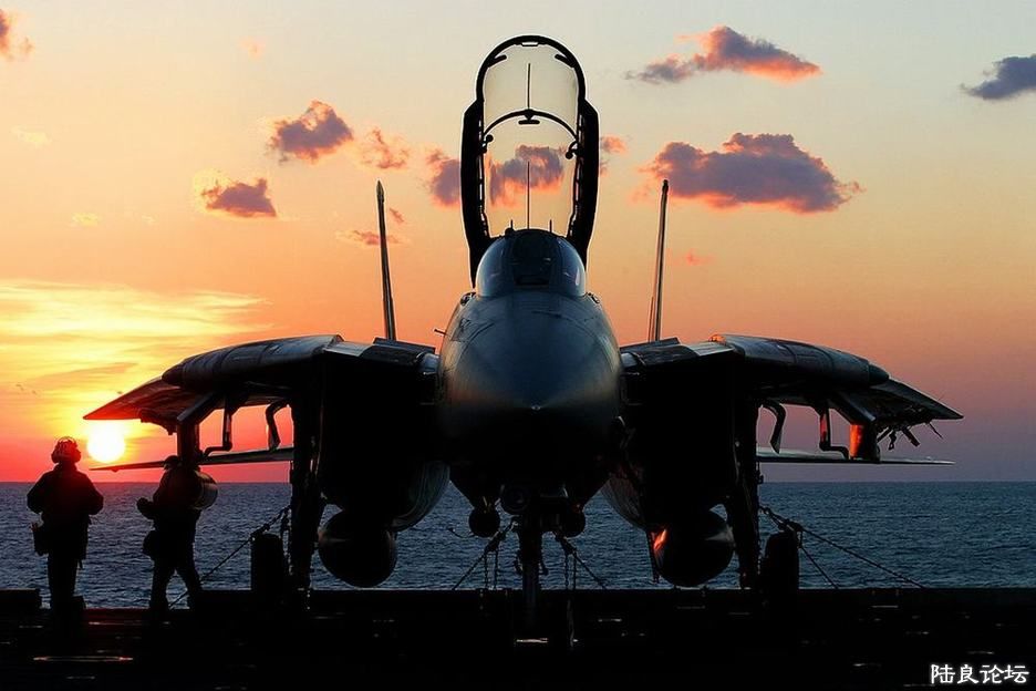 F-14è