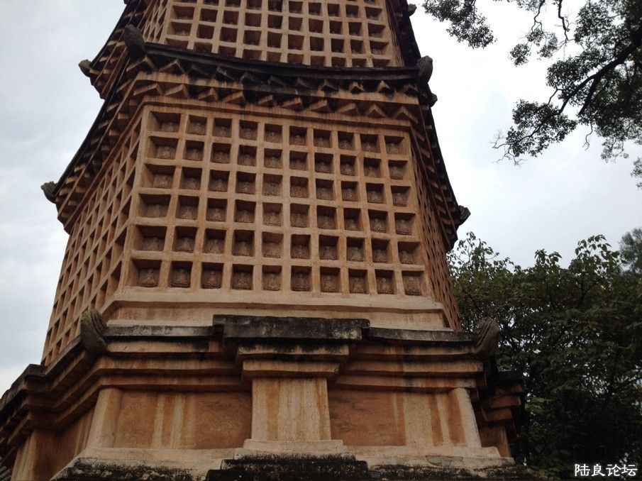 千佛塔